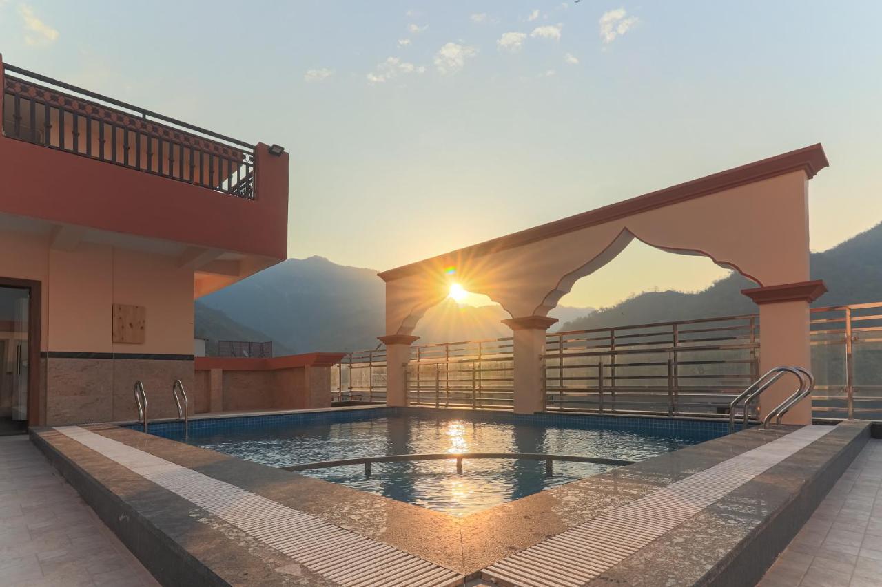 Отель Arogyadham Wellness Retreat Ришикеш Экстерьер фото