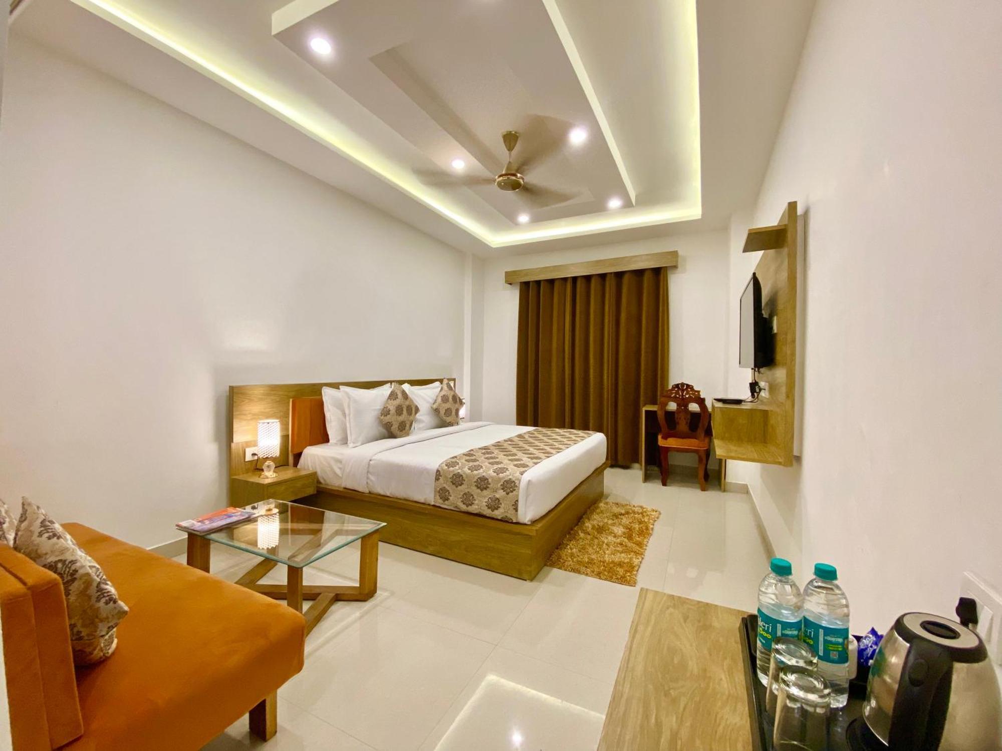 Отель Arogyadham Wellness Retreat Ришикеш Экстерьер фото