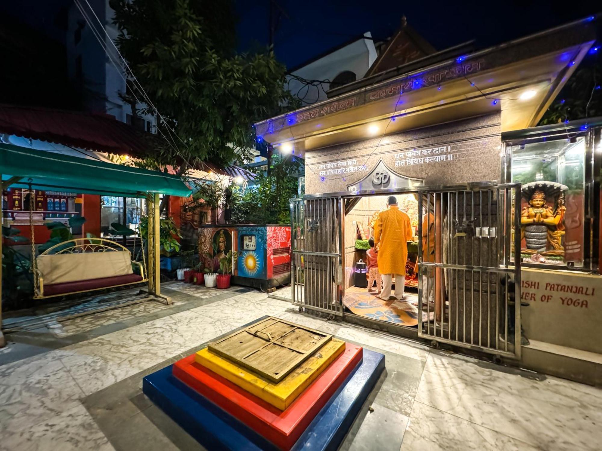 Отель Arogyadham Wellness Retreat Ришикеш Экстерьер фото